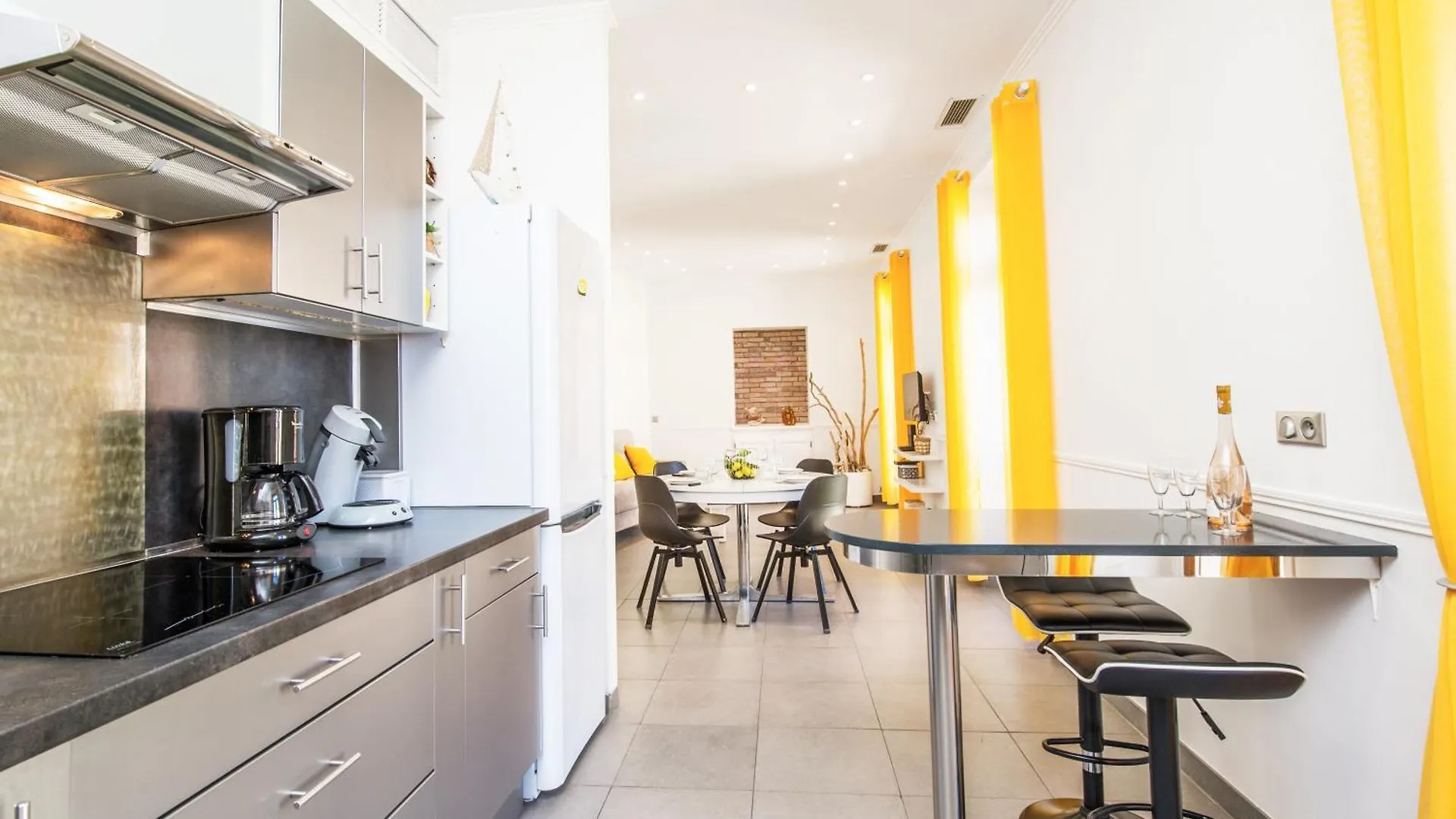 Marne III - Spacieux 3-4 Pieces - Carre D'Or Menton Apartment